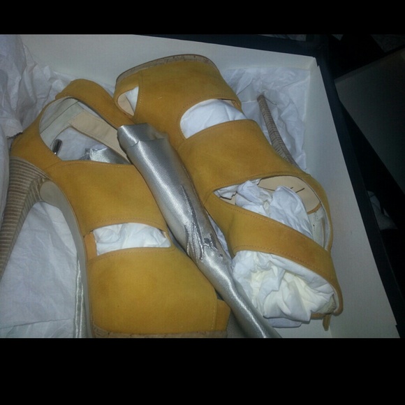 Giuseppe Zanotti Heels - Picture 3 of 4