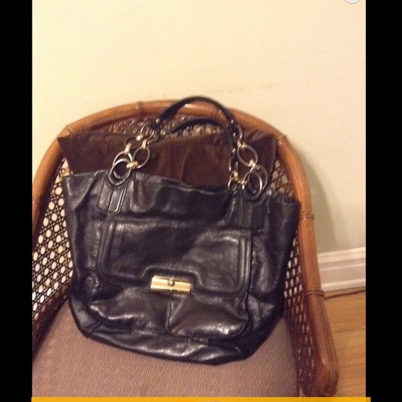 ❗️SOLD❗️Super large Kristin Tote by Coach.