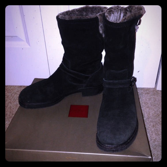 Cole Haan Boots🚫NO TRADES🚫