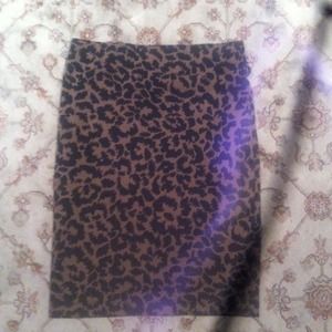 Leopard print pencil skirt HOLD
