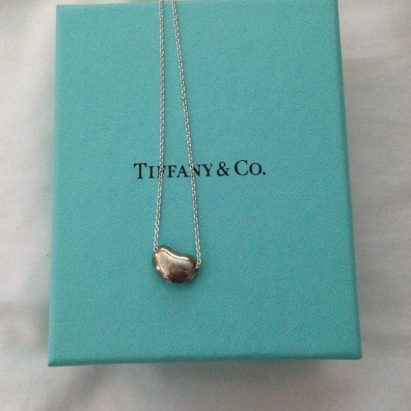 AUTHENTIC NWT Tiffany & Co. Bean Pendant