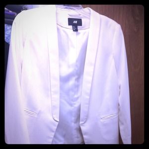 H&M White Tuxedo Blazer
