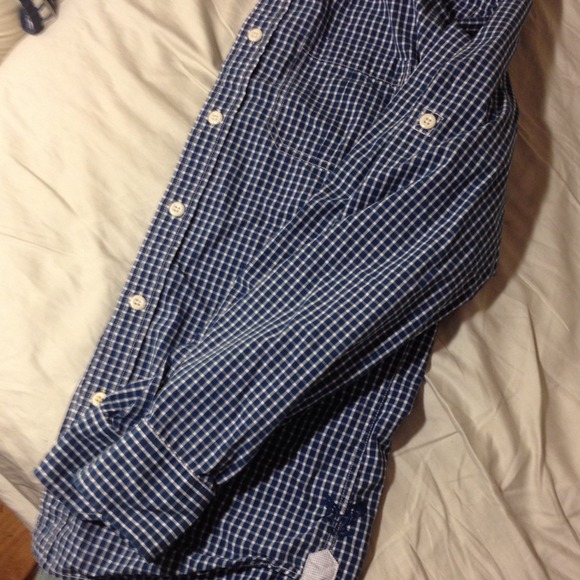 Men's button down. Size small - Picture 2 of 3