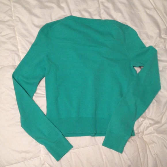 Lilly Pulitzer cardigan! - Picture 2 of 3