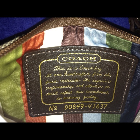 ❤Brand NWT 💯Coach Wristlet!! ❤ - Picture 2 of 4