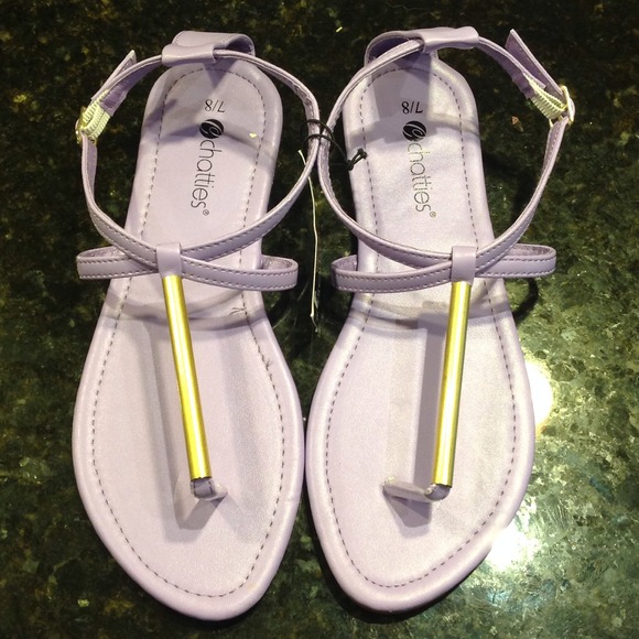 chatties Shoes - $5 SOLD!!! -LAVENDER THONG SANDALS SIZE 7/8 NWT