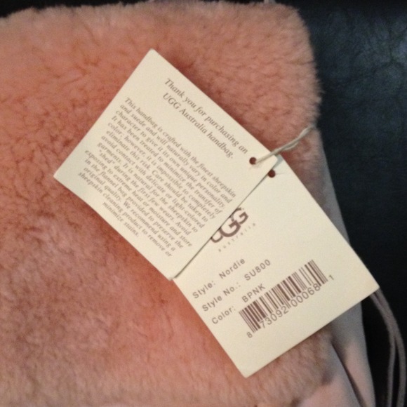 Mini baby pink ugg backpack! - Picture 2 of 3