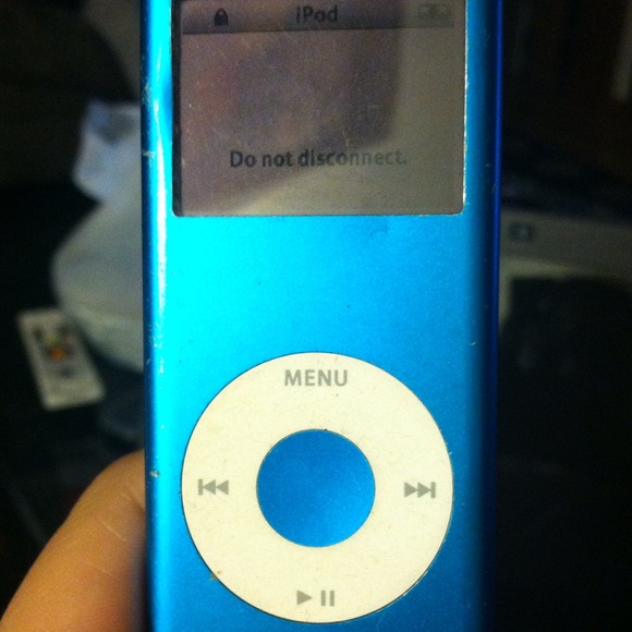 Older version of an iPod - Picture 1 of 1