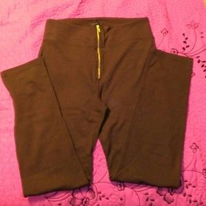 leggings with zipper
