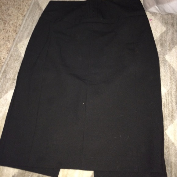 High waisted pencil skirt