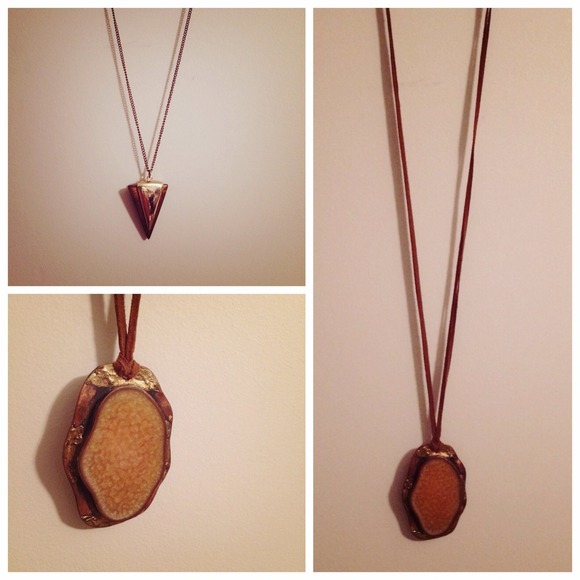 [SOLD] Accessory set - Picture 3 of 4
