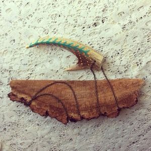 🎉❤Host Pick ❤🎉 Painted Organic Antler Necklace