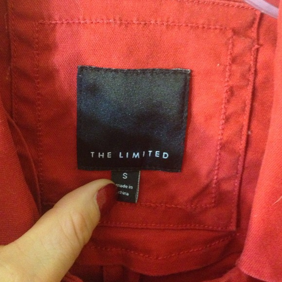 Limited Red Button Top - Picture 2 of 3