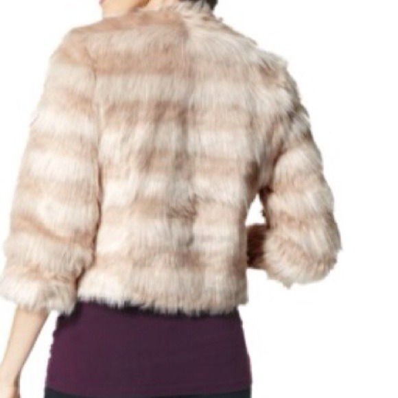 Mossimo faux fur coat - Picture 3 of 3