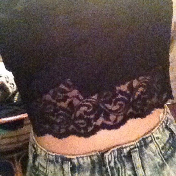 Cropped tops 🌹 - Picture 3 of 4