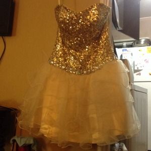 Sequence dress with ruffles