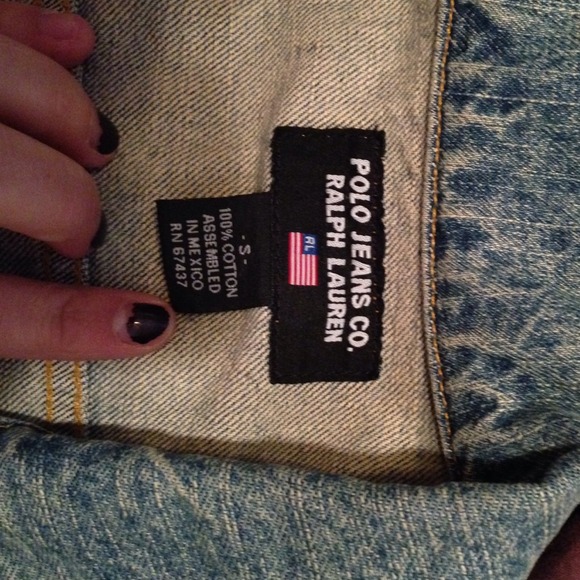 Distressed denim jacket - Picture 4 of 4