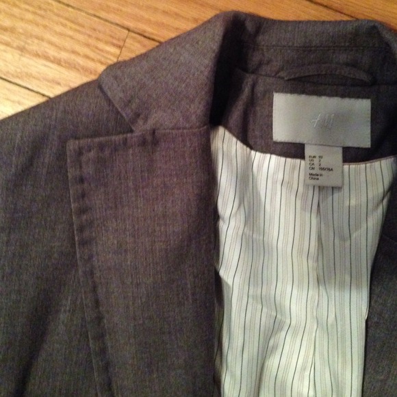 Grey blazer - Picture 2 of 4