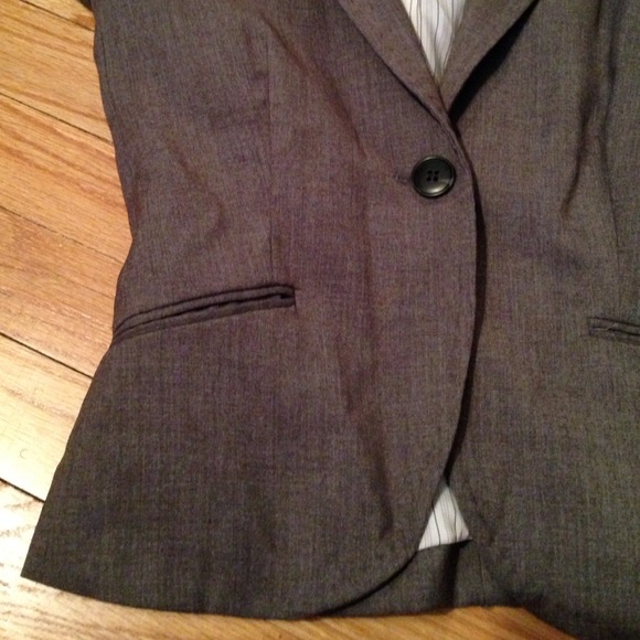 Grey blazer - Picture 3 of 4
