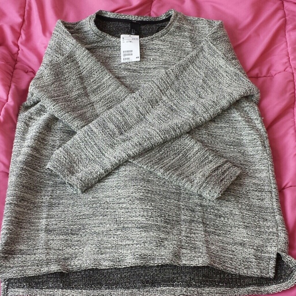 Sweater - Picture 2 of 3
