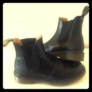 Original Dr. Martens Chelsea pull on boot