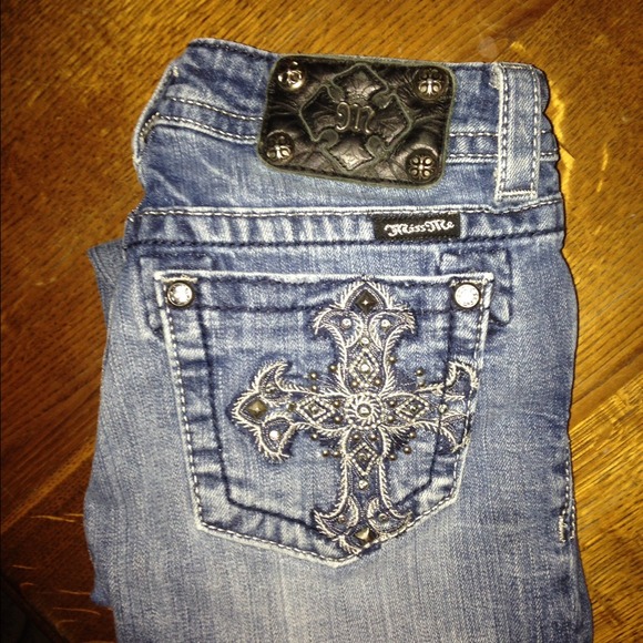 SOLD - Picture 3 of 3