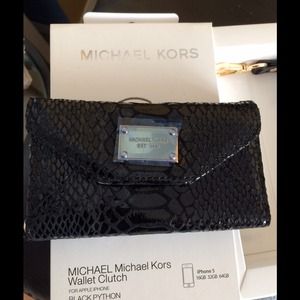 Michael kors iPhone 5/5s phone wallet