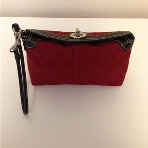 Coach Clutch (Red/Brown)