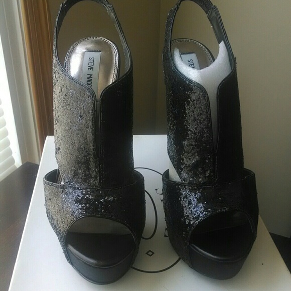 Steve Madden Snobbie Bootie!!!! - Picture 3 of 4