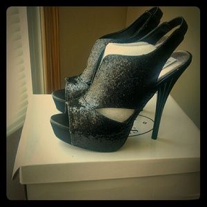 Steve Madden Snobbie Bootie!!!!