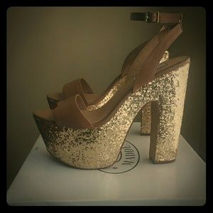 Steve Madden SHAZZAM Platform!!!!