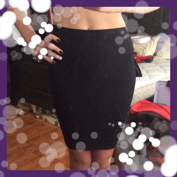 Black pencil skirt