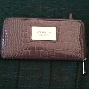 Liz Claiborne Gray Leather Wallet