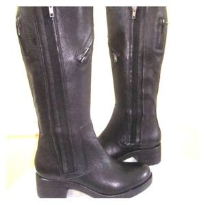 Amazing Vera Wang riding boots