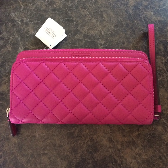 Coach pink wallet