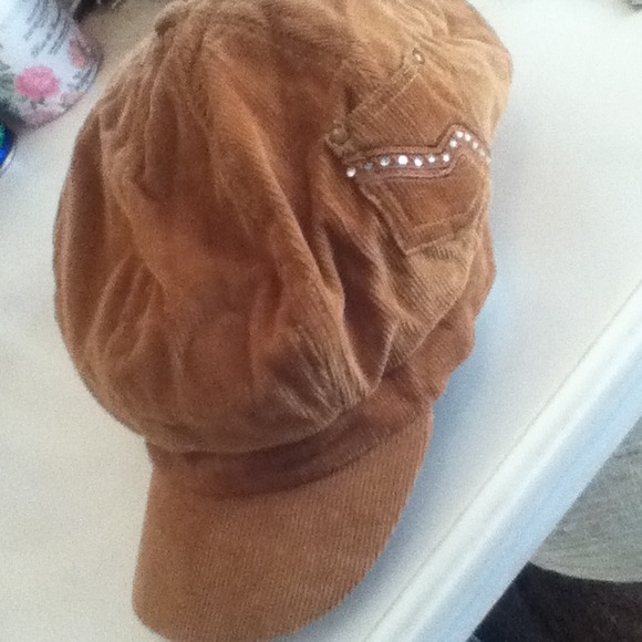 Woman's styling Hat !