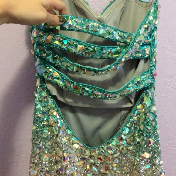 Ombré prom dress - Picture 3 of 4