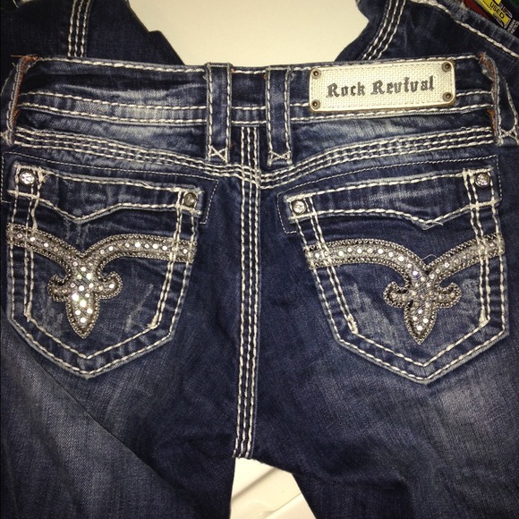 hold for @lucky2me2😘