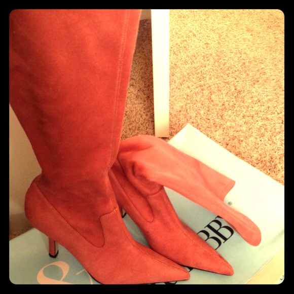 Pink suede mid calf boots 😍