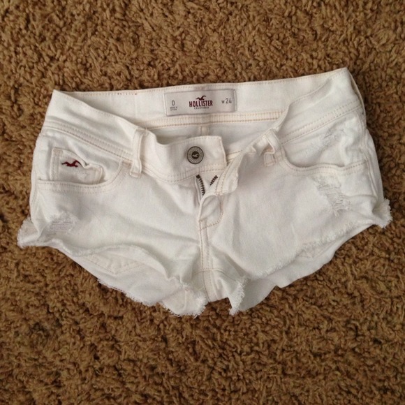 White distressed hollister shorts