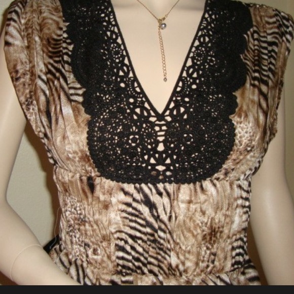 🔴SOLD🔴 HP🎉Bebe tiger dress Medium 🐯🐯🐯 - Picture 2 of 4