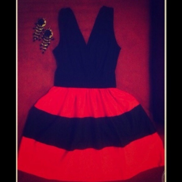 Gorgeous red and black v neck dress