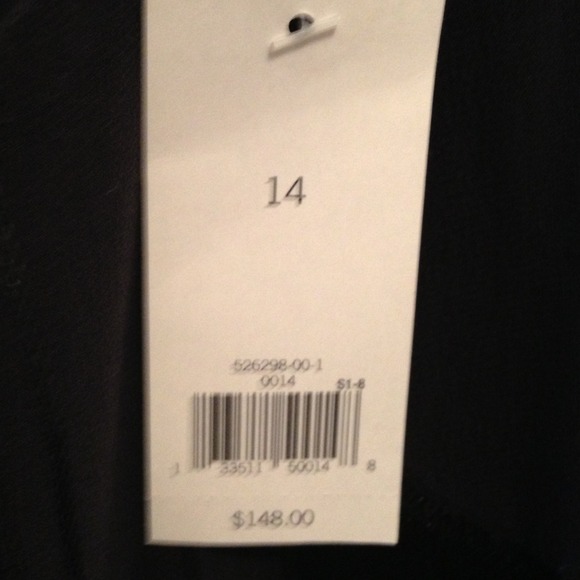 Dress - Picture 4 of 4