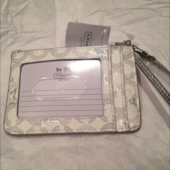 SOLD Coach Skinny ID Wallet White w Silver stars - Picture 2 of 4