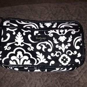 Thirty-one damask clutch