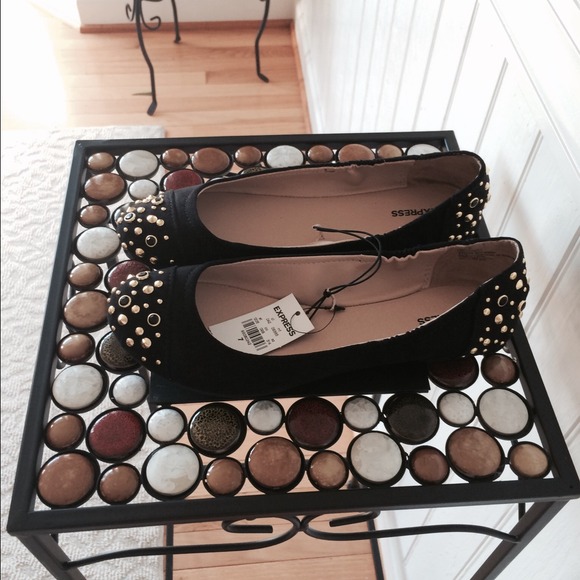 Sold - Picture 3 of 4