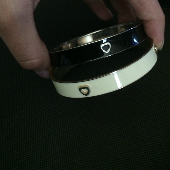 Bracelet - Picture 2 of 2