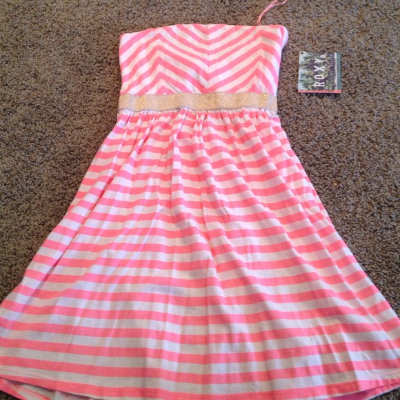 SOLD NWT hot pink and white dress