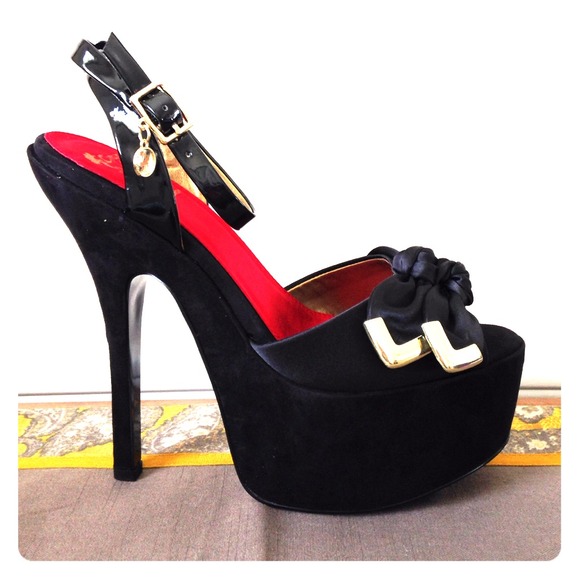 Sam Edelman Shoes - 🎉HP 1/26🎉Sam Edelman heels