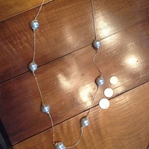 Large pearl necklace